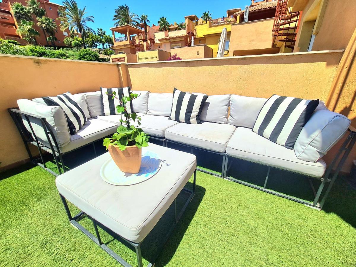 Aa Guest - Reserva De Marbella Golf Course Eco المظهر الخارجي الصورة